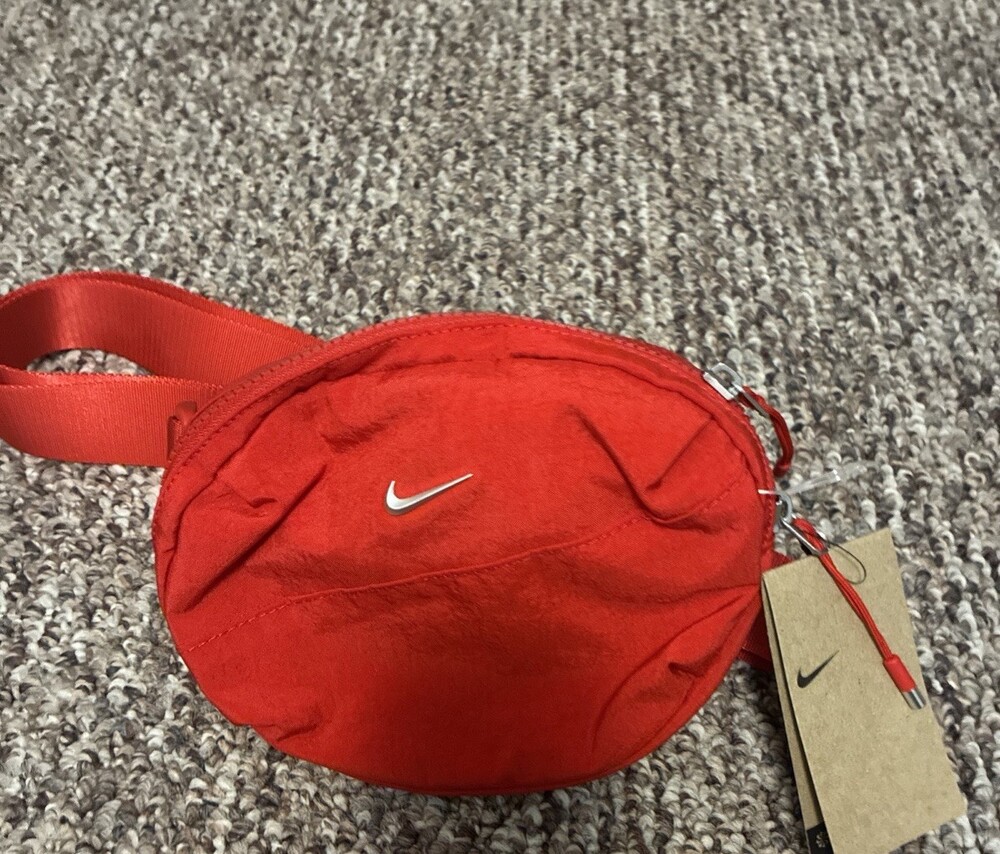 NEW NIKE AURA 2L CROSSBODY UNISEX BAG RED TRAVEL BELT FANNY